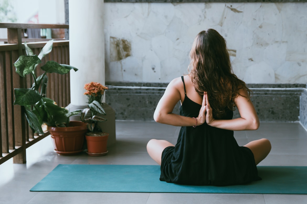 5 Basic Yoga Asana for Good Health