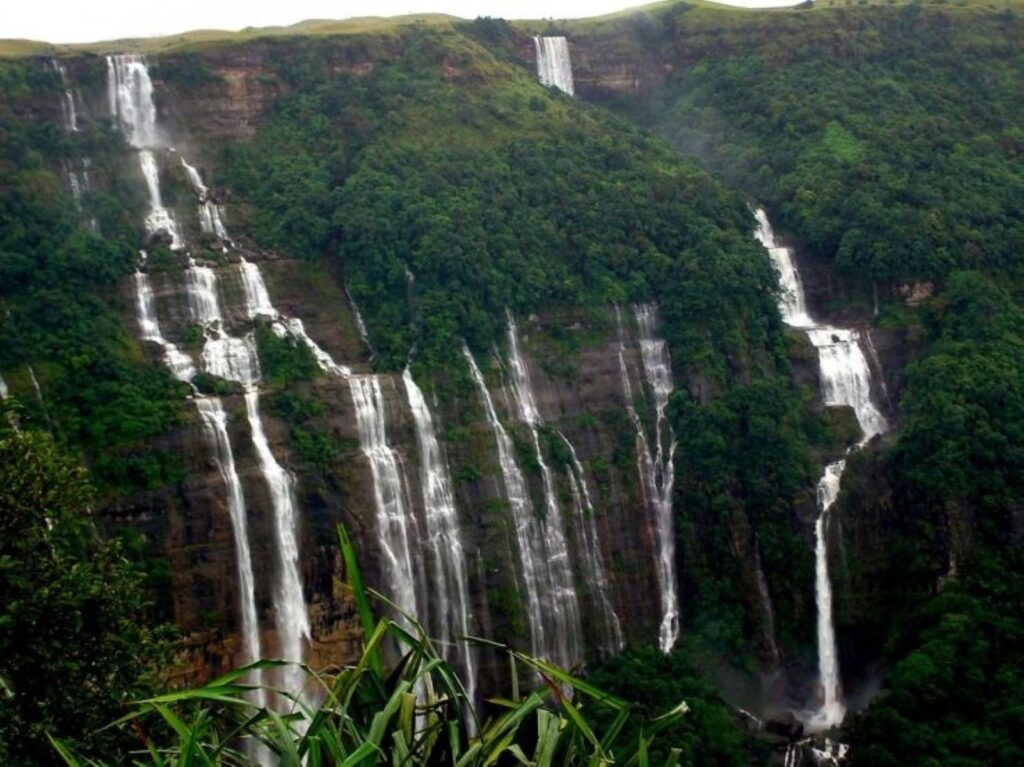 Seven Sisters Waterfall - Lachung